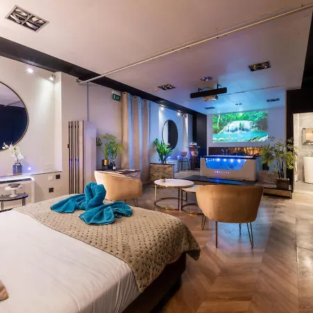 Avec Jacuzzi Prive Ideal Seul Ou Couple - Maison Carre