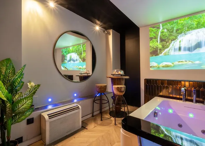 Avec Jacuzzi Prive Ideal Seul Ou Couple - Maison Carre